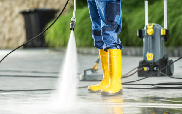 Why Choose Our Certified Pressure Washing Experts for Your Project Needs in Timberville, VA?